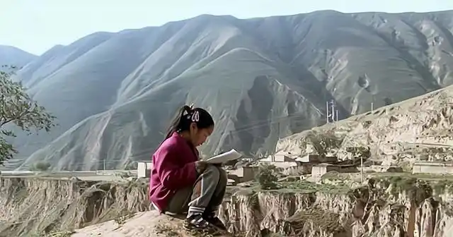 北大才女张培祥白血病去世,学长撒贝宁亲往吊唁,她为何受到关注