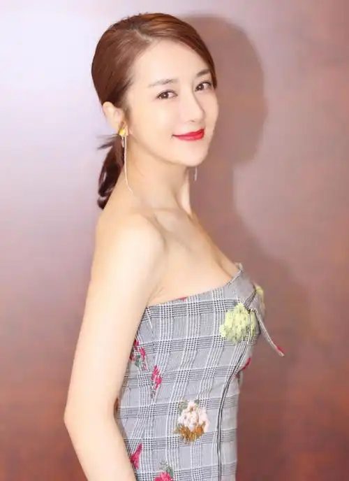 最妖媚"妲己"李依晓高清写真曝光