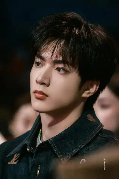 刘耀文#清洗rm[丰收了][丰收了][丰收了]哦哦哦刘耀文粉丝真幸福汛篌