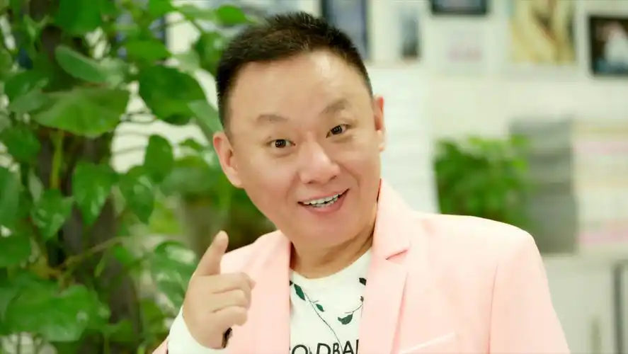 邵峰(出生于1968年)&邵峰(出生于1970年)