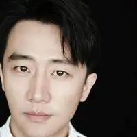 黄轩最帅的头像_微信头像图片大全