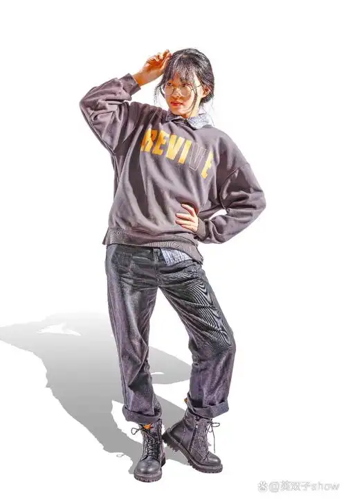 速写站姿素材 优质素材