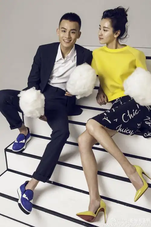 欧豪时尚芭莎2015年五月刊与小耳朵陈都灵电影左耳