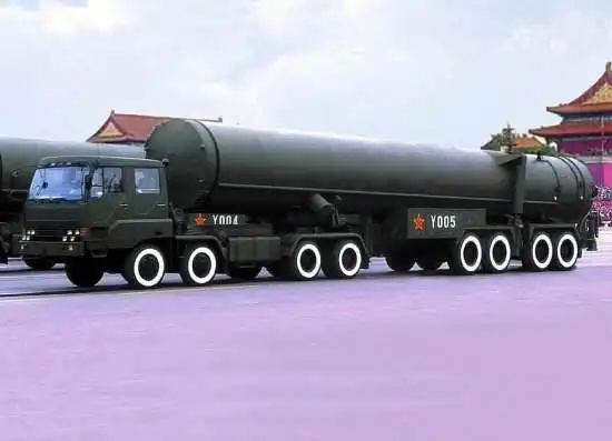虽然中国并未主动使用过相关的导弹,但是在东风系列导弹的历史上,是有