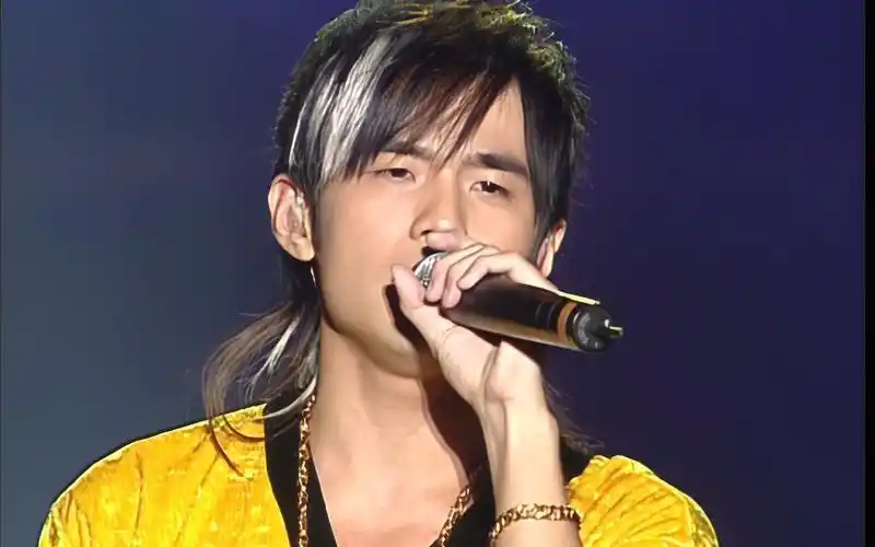 周杰伦-园游会 无与伦比 2004年演唱会!_哔哩哔哩_bilibili