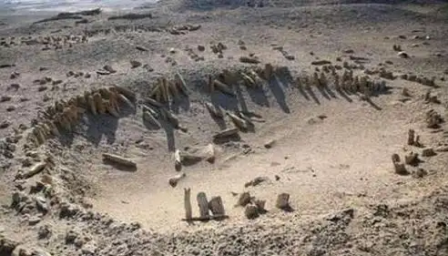 罗布泊惊现复制人揭秘双鱼玉佩神秘事件