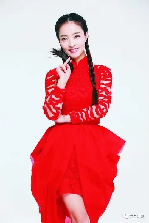 王小妮肖像代言签约电话186/1279/0400