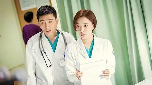 急诊科医生徐乐同展多面演技幽默煽情一手抓