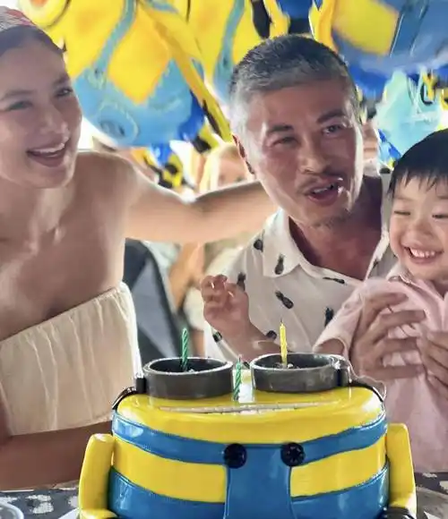 黎明前妻乐基儿素颜认不出,肌肉健硕脑门锃亮,曾被曝胖到200斤_身材