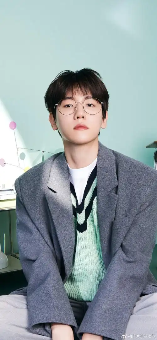 边伯贤壁纸##狐友星遇见##边伯贤solo出道四周年