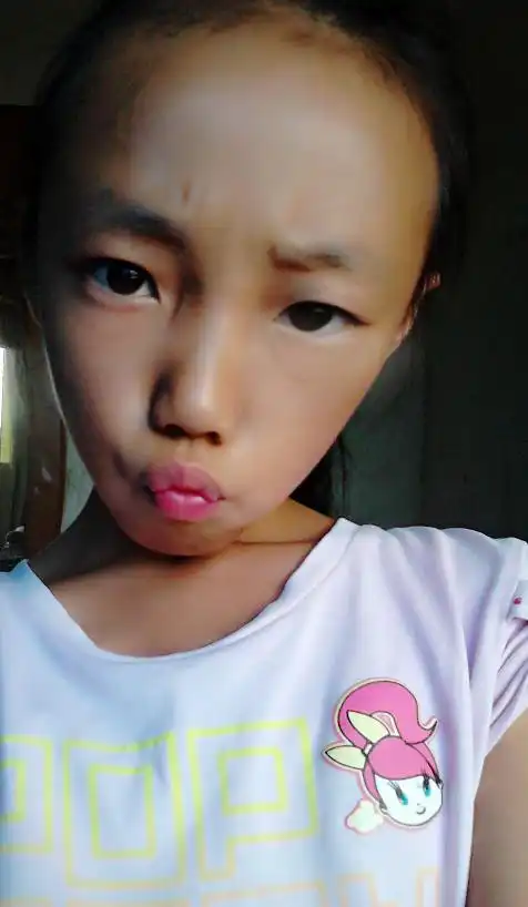 长得丑 剪齐刘海好看吗,?