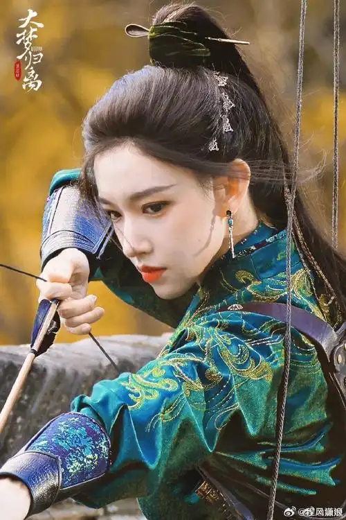 程潇古装扮相##程潇水中执箭造型