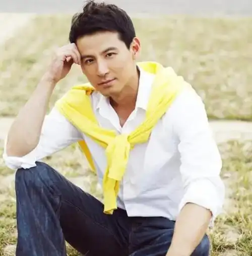 吕一自从与钱泳辰喜结连理后,便