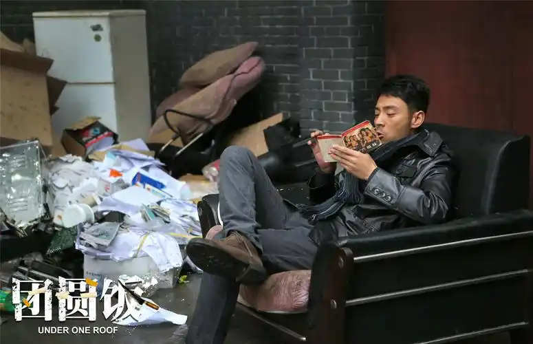 《山楂树之恋》《杜拉拉升职记》随后,李光洁出演了《特殊使命》