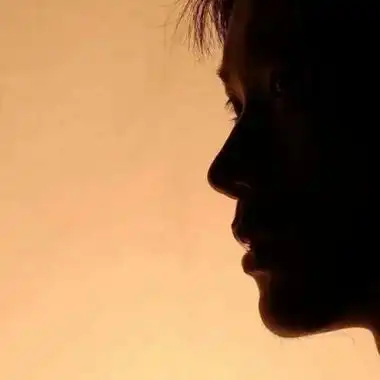 帅气超好看的男生头像侧脸,男生头像图片