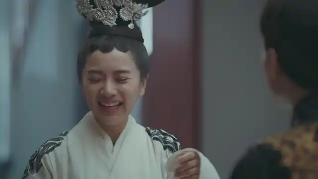 《凤囚凰》红袖身份败露杀人灭口,支开容止杀皇上