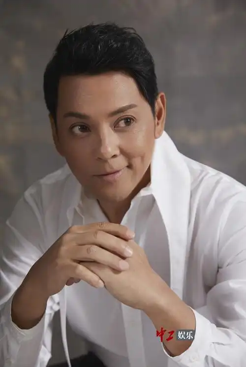 莫少聪单曲《神爱人》上线 演绎苦涩爱恋