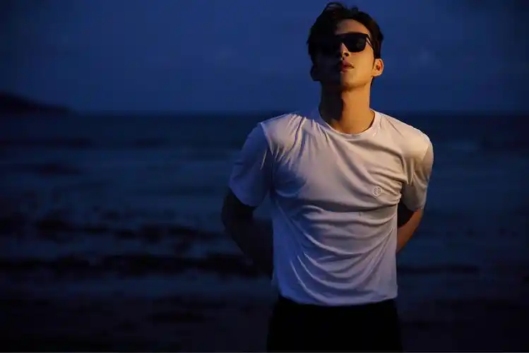 壁纸|张彬彬高清无水印壁纸 - 知乎