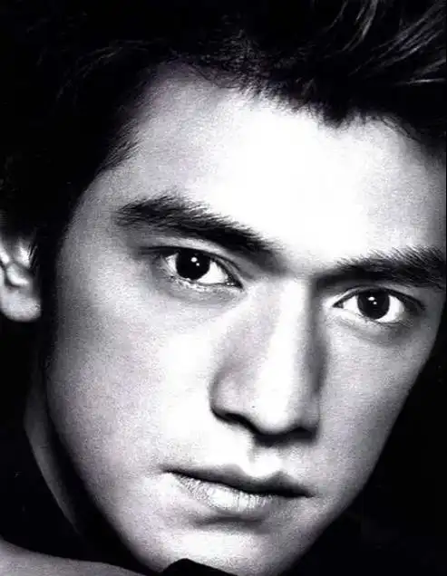 金城武年轻时有多帅难怪连林志玲都会脸红害羞惊叹于他的颜值