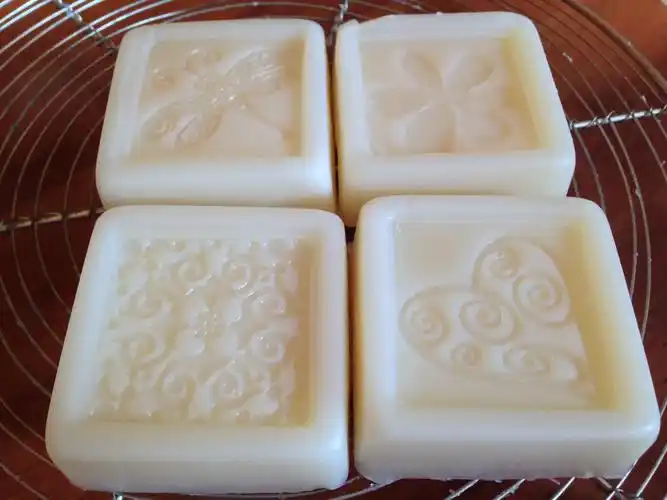 生活用品,香皂,方形香皂,心形香皂,物品物件各种形状的香皂图片 生活