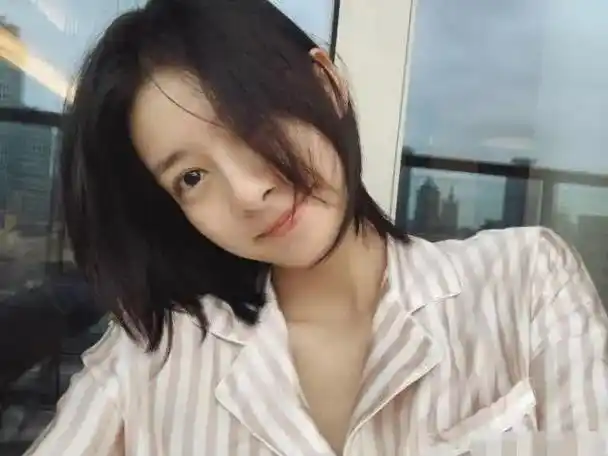 张艺上黄景瑜什么时候在一起的?张艺上是谁的小三_9万个为什么