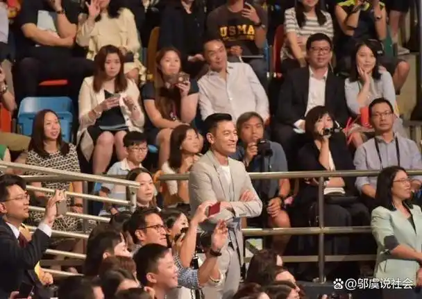 11月23日晚,港媒突传刘德华的父亲刘礼因病离世,引发外界广泛关注.