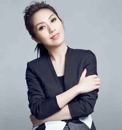 2022年丨杨千嬅穿搭植入丨杨千嬅pr植入