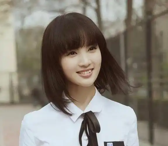 内地萧亚轩金晨恋爱上位史从邓伦到成龙外甥真不简单