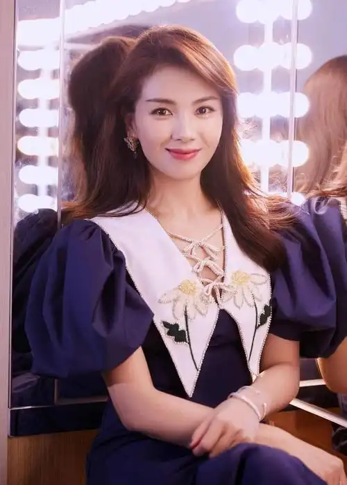 刘涛:不后悔嫁给王珂,甘心成为顶梁柱,和婆婆共同度过风雨岁月