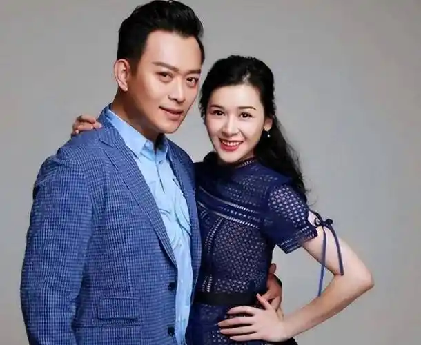 黄海冰:小8岁的前妻选择丁克,二婚再娶小娇妻,如今有