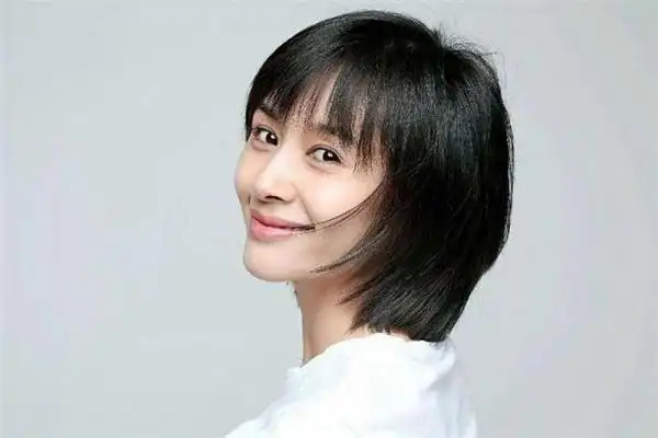 头顶碎发太多怎么办刘海有小碎毛怎么处理