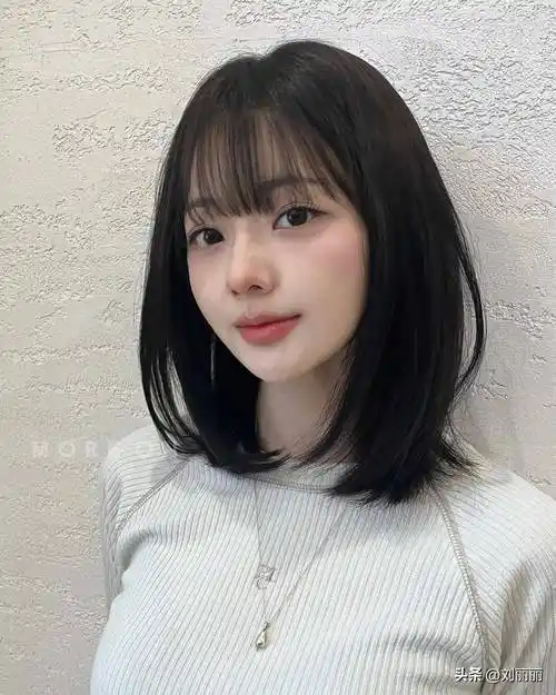 最值得尝试的女发:瘦脸微扣锁骨发,让你挑不出毛病_发型_女性_脸型