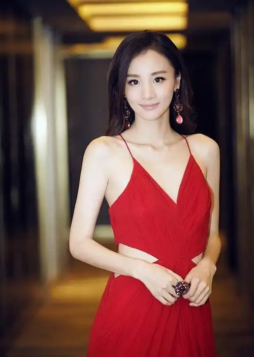 章龄之撒狗粮 一杯奶茶都能秀恩爱