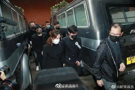 8日吴孟达遗体告别仪式举行上午10点10分