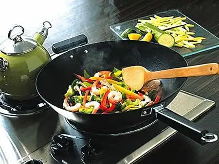 铁锅炒菜要注意啥