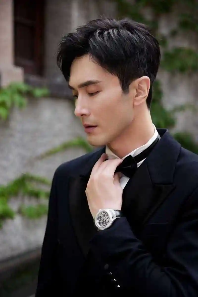 高伟光西装写真