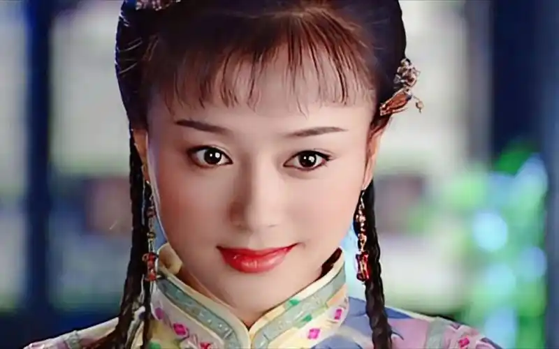 (琼瑶那句"秦岚一滴泪,天上一颗星"也是出自这里)秦岚古装戏第二个出