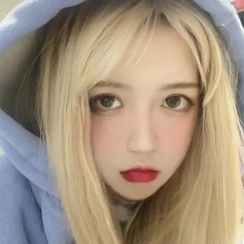 好囍黄头发的妹妹!