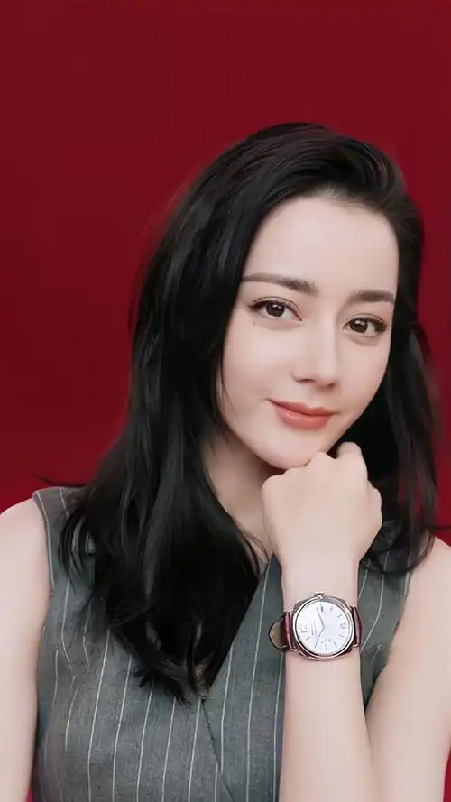 沛纳海全球品牌代言人迪丽热巴##迪丽热巴