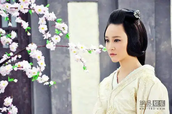 王的女人登韩国袁菲获赞中国版国民妹妹