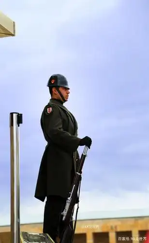 威武高大的士兵