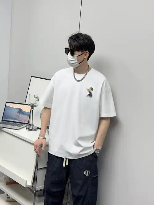 信誉进行精挑细选,该商品选自上海地区的淘宝集市"首席潮男服装搭配"