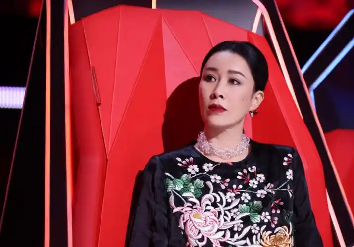 第10季中国好声音开播选手平庸那英一语道破节目下滑原因