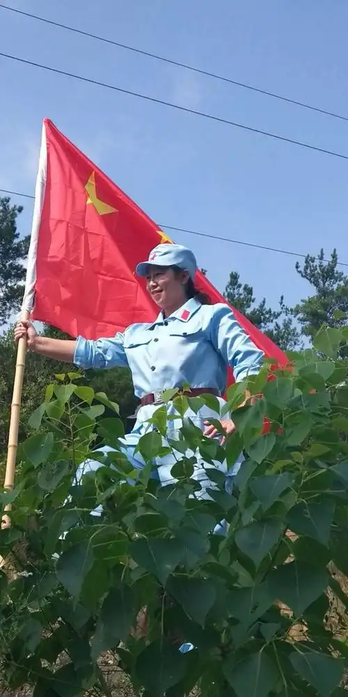 网友的红军造型