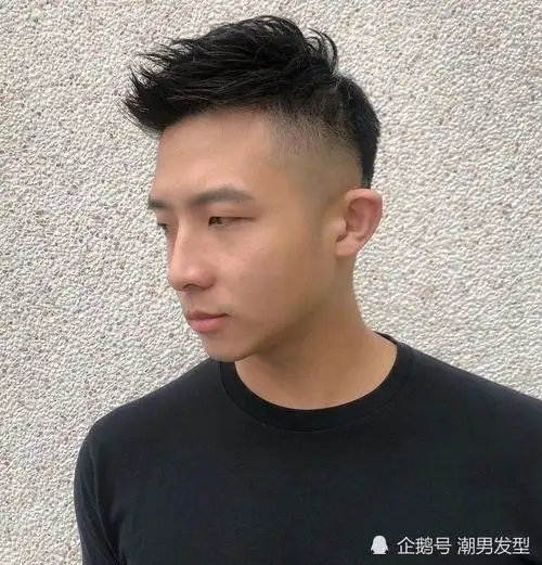 发型男生剃两边斜刘海 - 搜狗图片搜索
