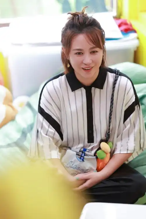 马丽超话时光匆匆向前,带走了很多故事,也悄悄留下了最珍贵的爱与勇气