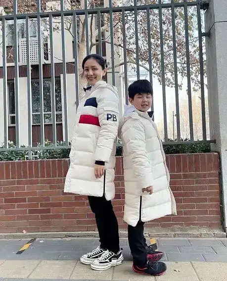 东北宋仲基"发福了,眼睛只剩"一条缝",网友:别随沙溢就行|胡可|小鲜肉