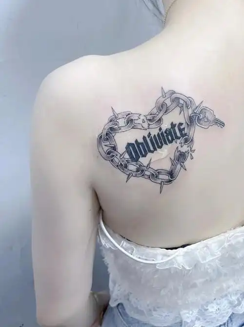 纹身封心锁爱为了纪念错过的人