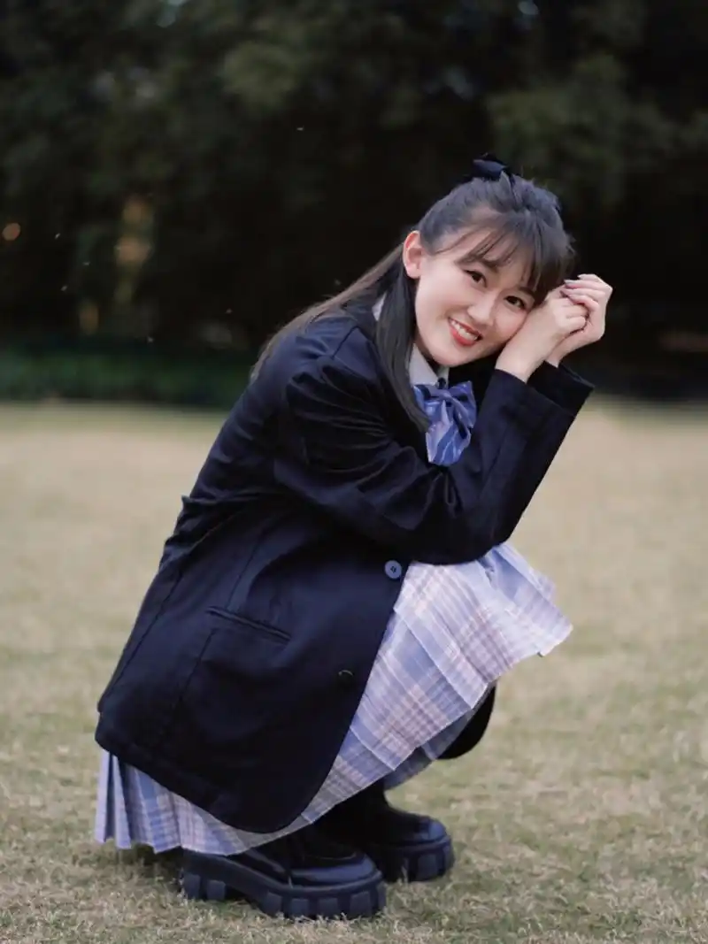 你敢信这是清华大学的校服么6315 说好的jk妹妹来啦!