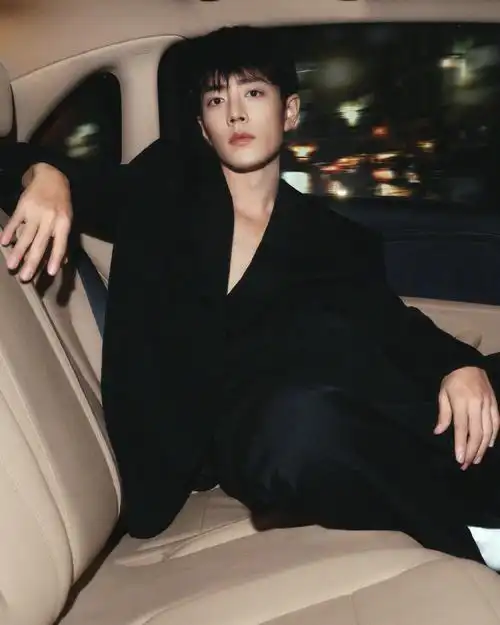 ##肖战gucci品牌代言人#

代言人这绝佳的驾驭能力,这都抖